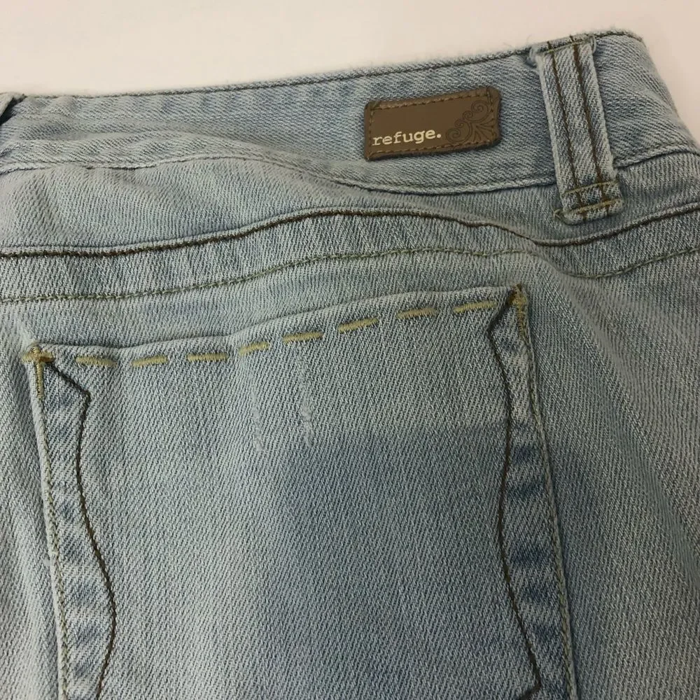 Refuge light denim shorts size 13